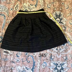 Talbots Skirt Size 0 Petite Black Textured MSRP $139